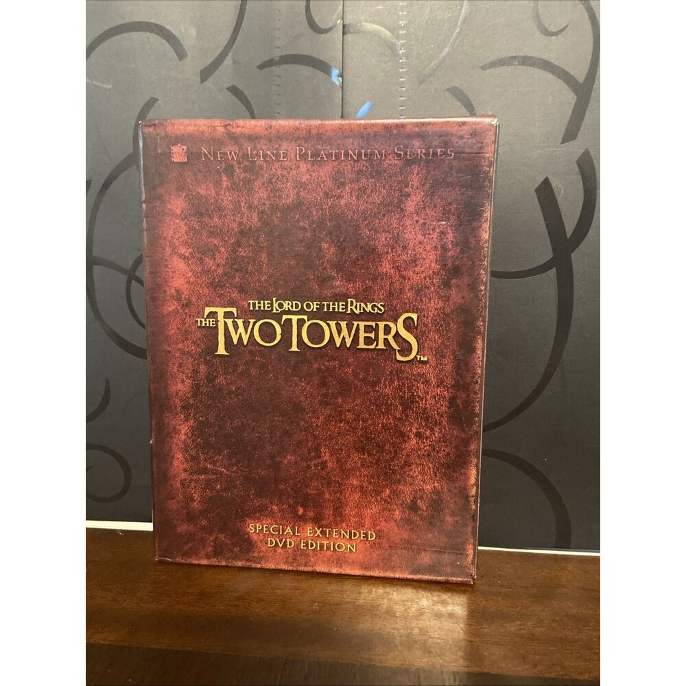 The Lord of the Rings: The Two Towers 4 Disc Special Extended Edition w/ Insert